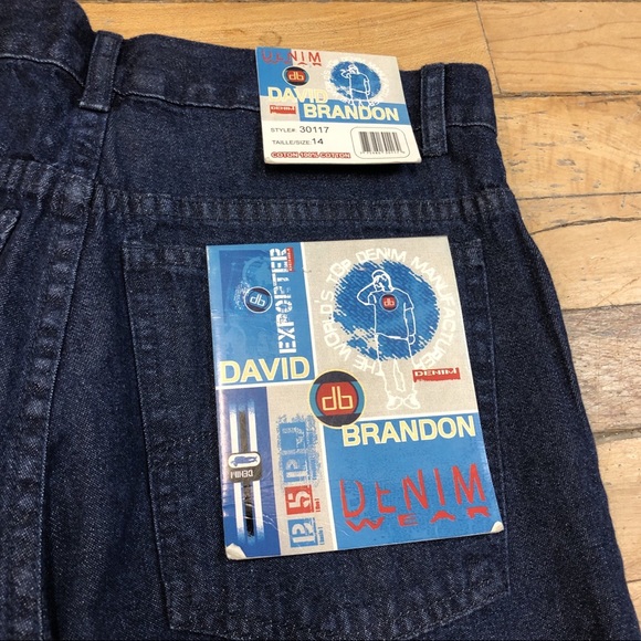 Dark Wash Mom Jeans - Picture 4 of 4